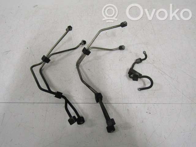Peugeot 307 Fuel line pipe 