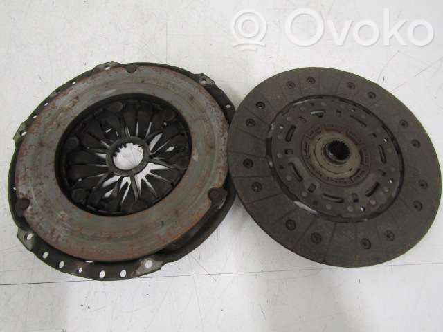 Volkswagen PASSAT B6 Sprzęgło / Komplet 