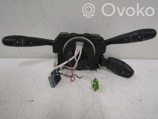 Peugeot 206 Wiper turn signal indicator stalk/switch 