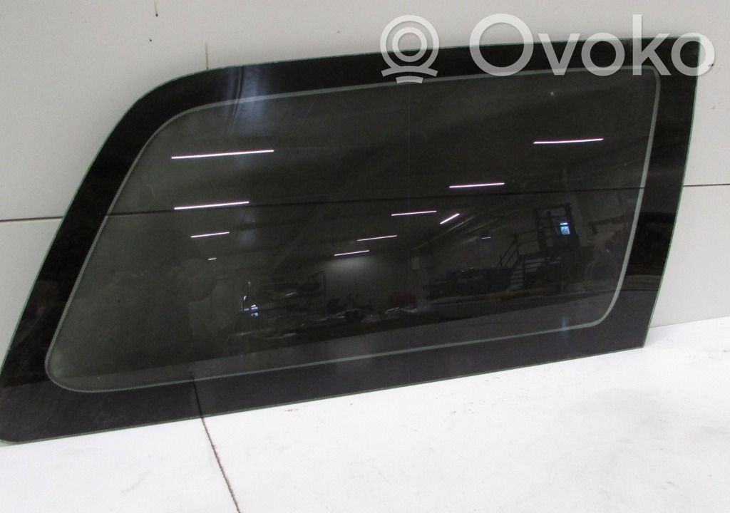 Ford Focus Rear side window 