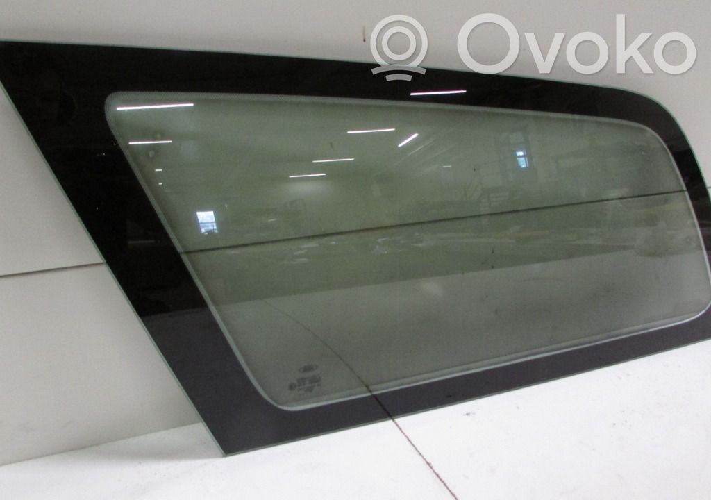 Ford Focus Rear side window 