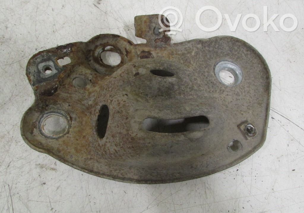 Volvo V70 Cits aizmugures šasijas elements 
