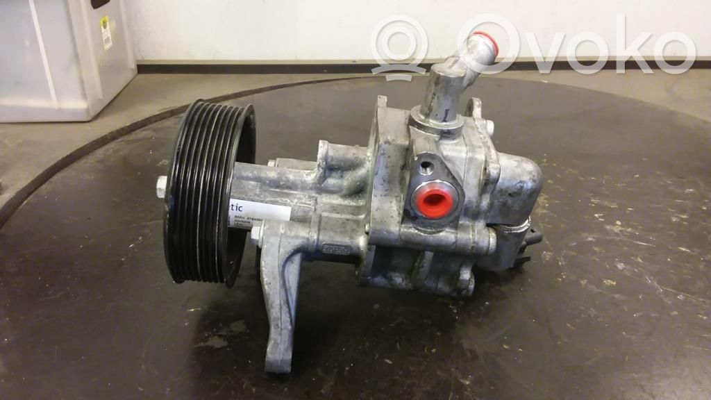 Power steering pump   679435003