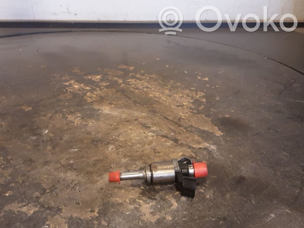 Mazda 6 Fuel injector 