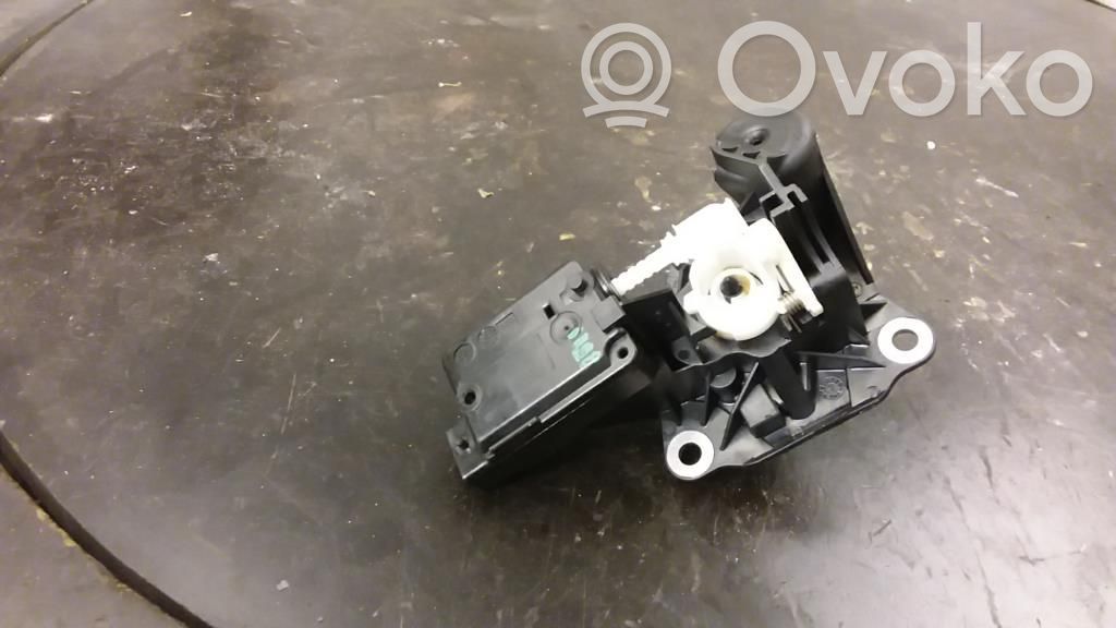 Central locking motor   8200447266