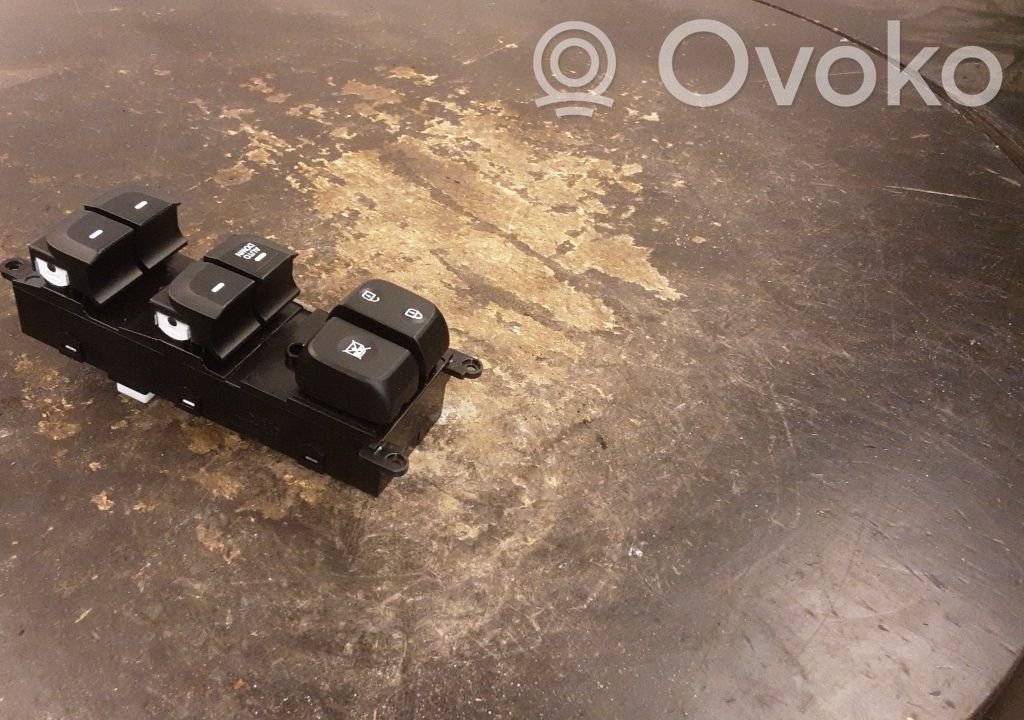 Hyundai i10 Interruptor del elevalunas eléctrico 