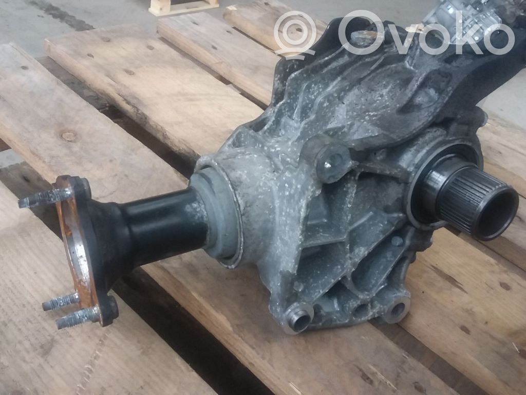 Gearbox transfer box case   GW7V03000