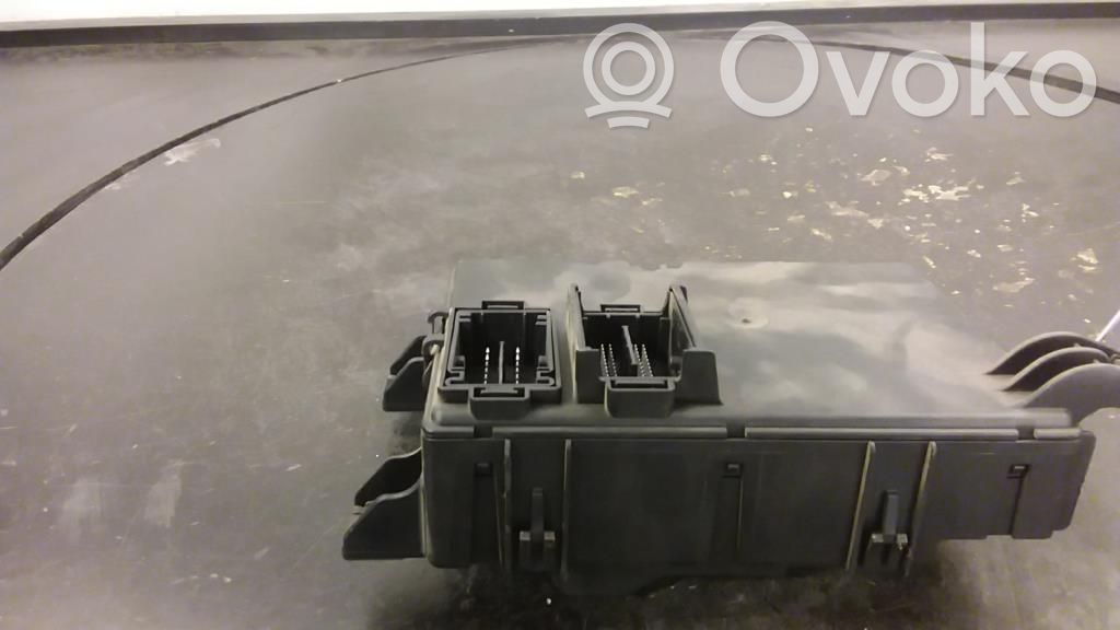 Comfort/convenience module   13142240