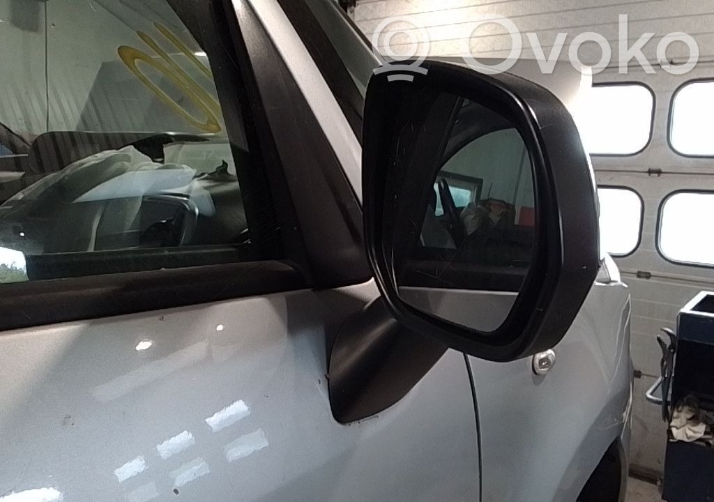 Citroen C3 Picasso Elektryczne lusterko boczne drzwi przednich 