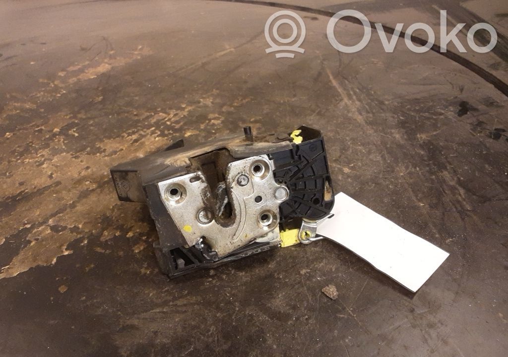 Motor de bloqueo de puertas   825034213R