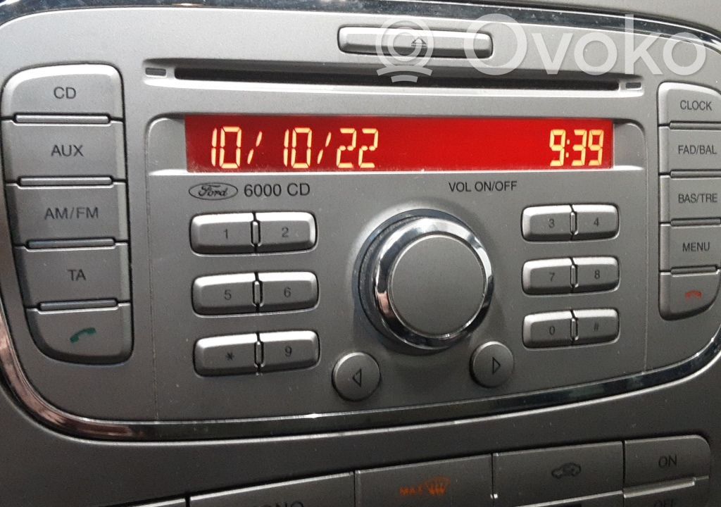 GPS navigation control unit/module   1818659