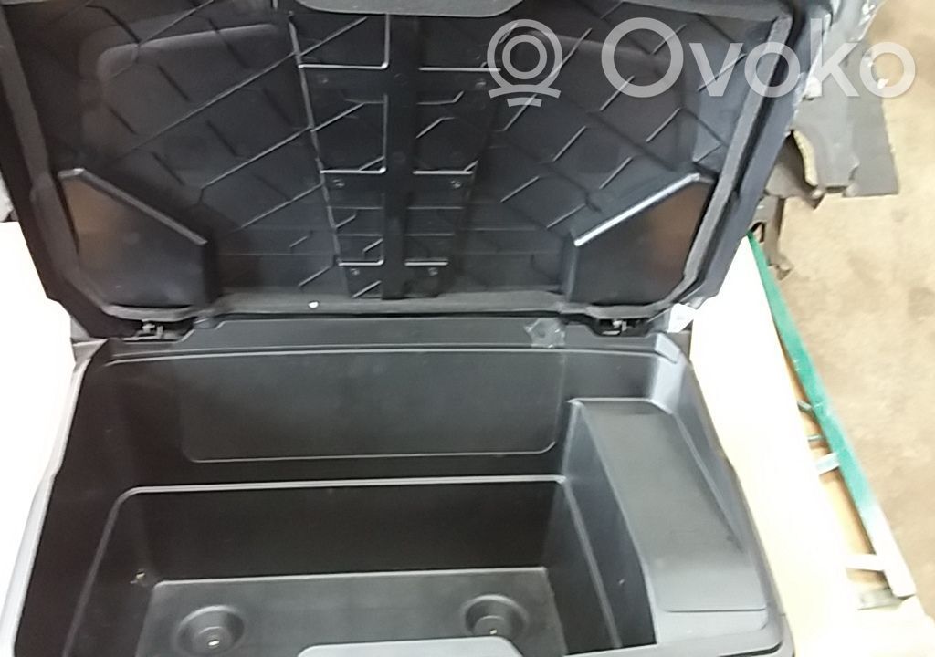 Radiatorių panelė   86711CV000