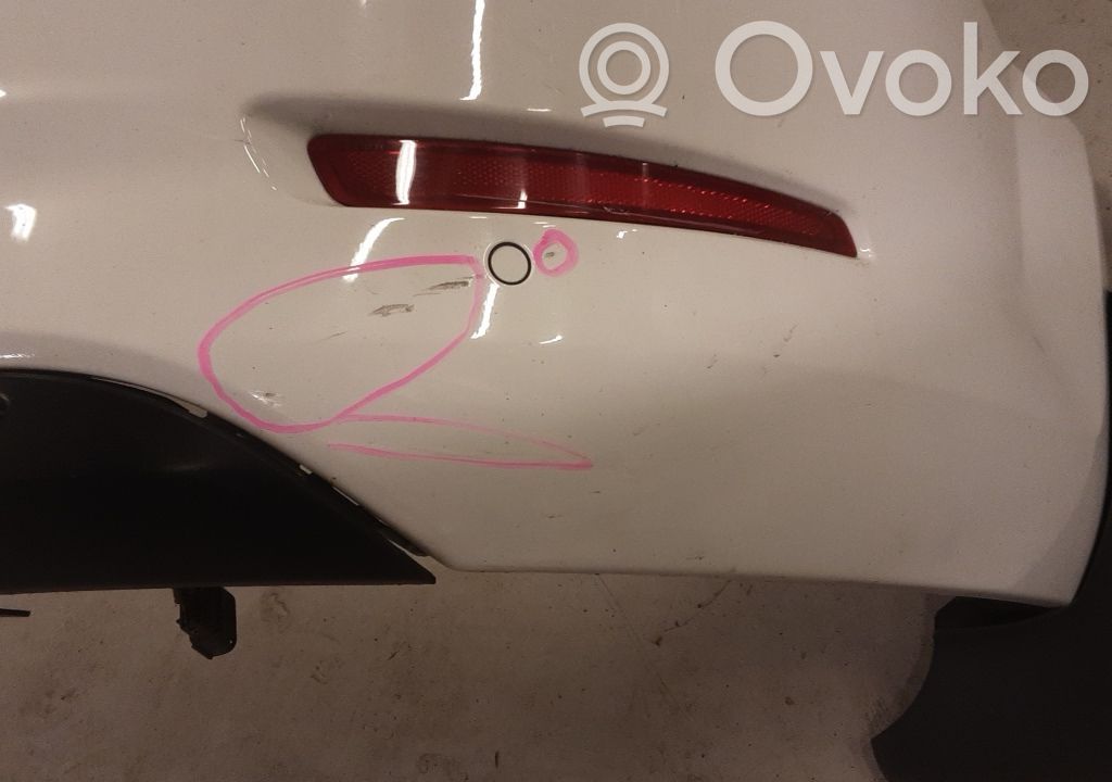 Ford Mondeo MK IV Parachoques 
