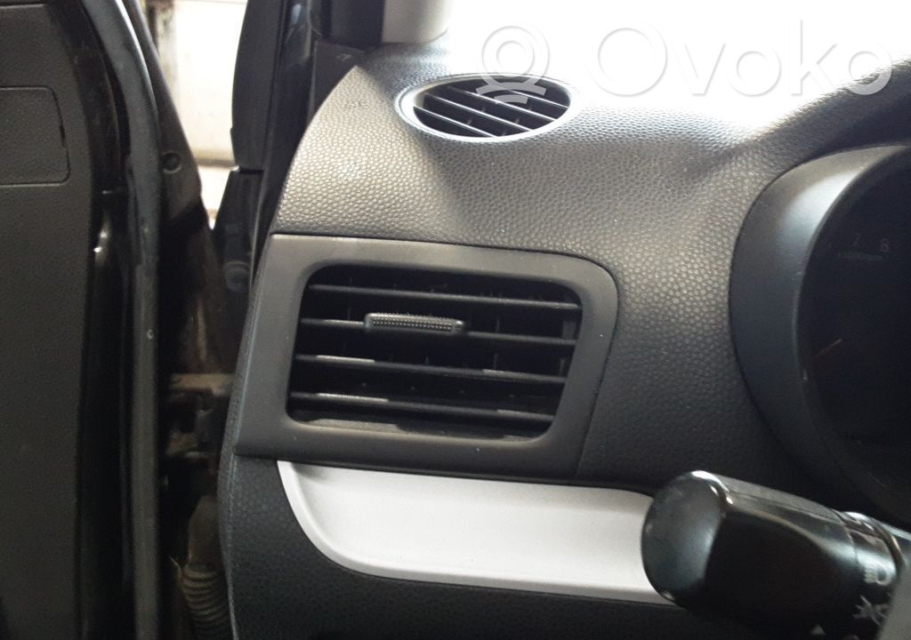 KIA Picanto Centrālais gaisa ventilācijas režģis 