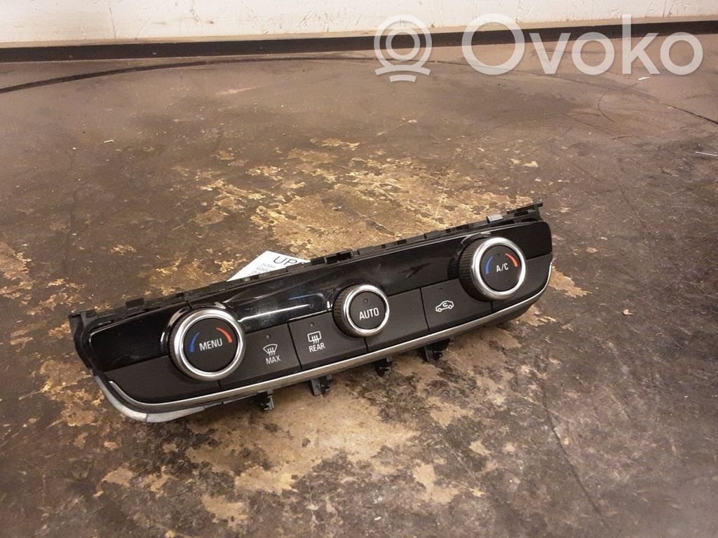 Opel Crossland X Panel klimatyzacji 