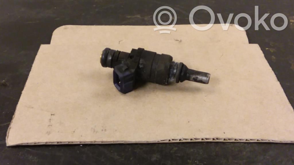 Fuel injector   1439800