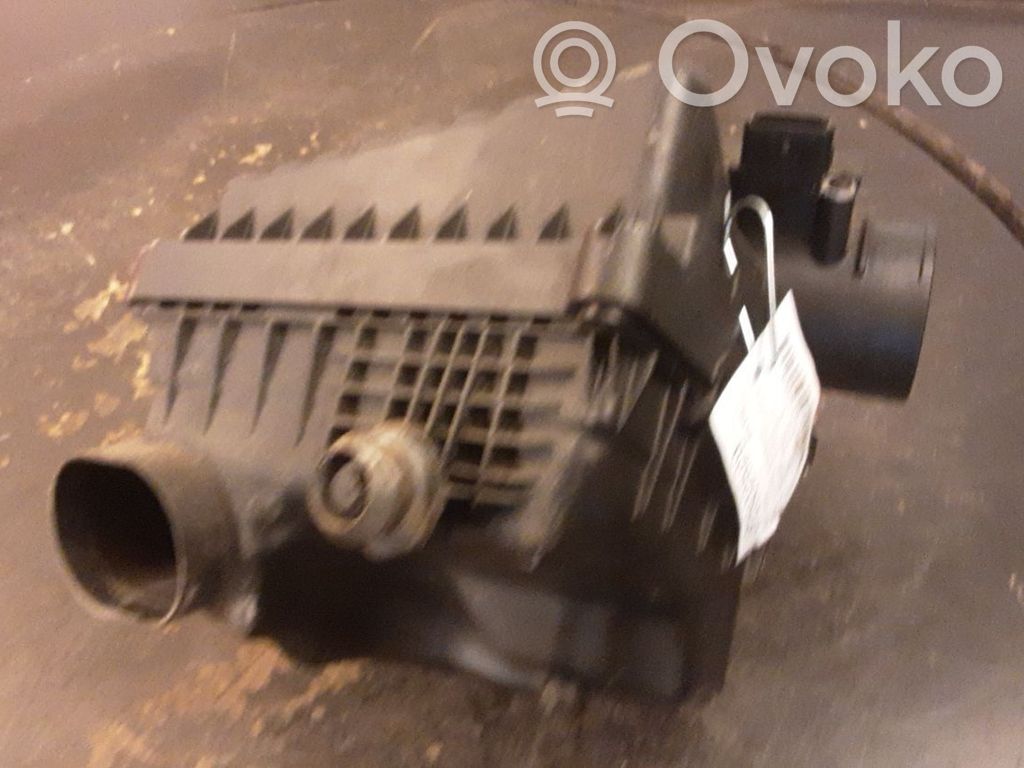 Opel Karl Air filter box 