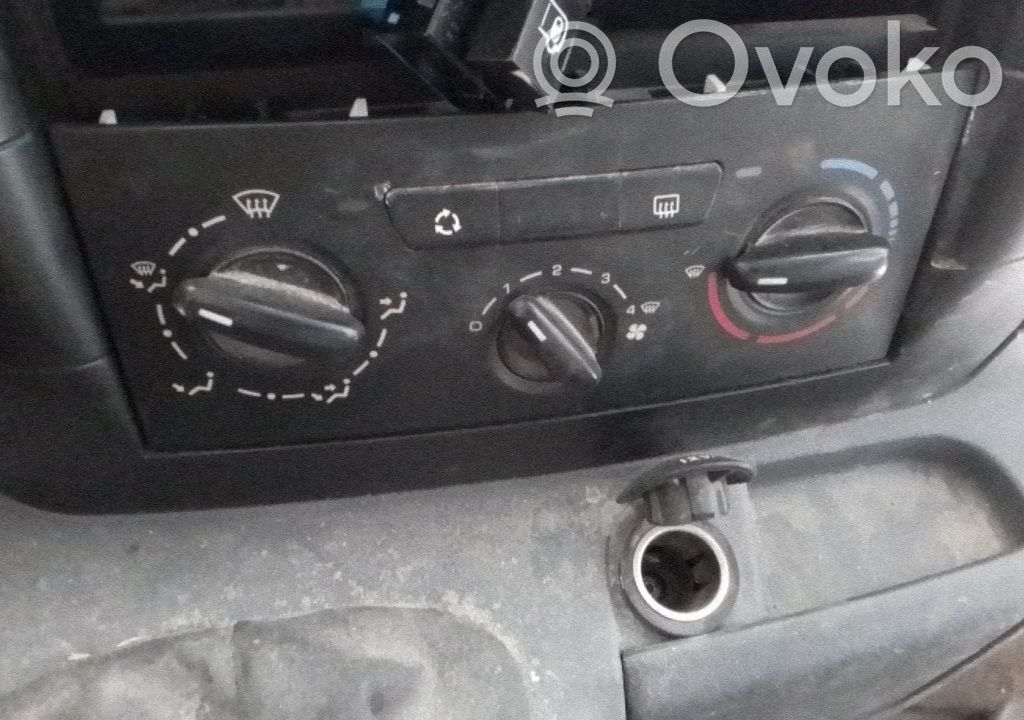 Climate control unit   6451XQ