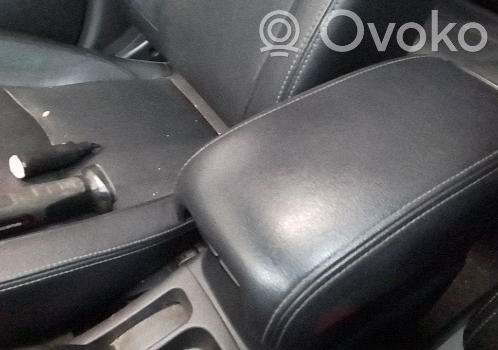 Citroen C4 Aircross Armrest 