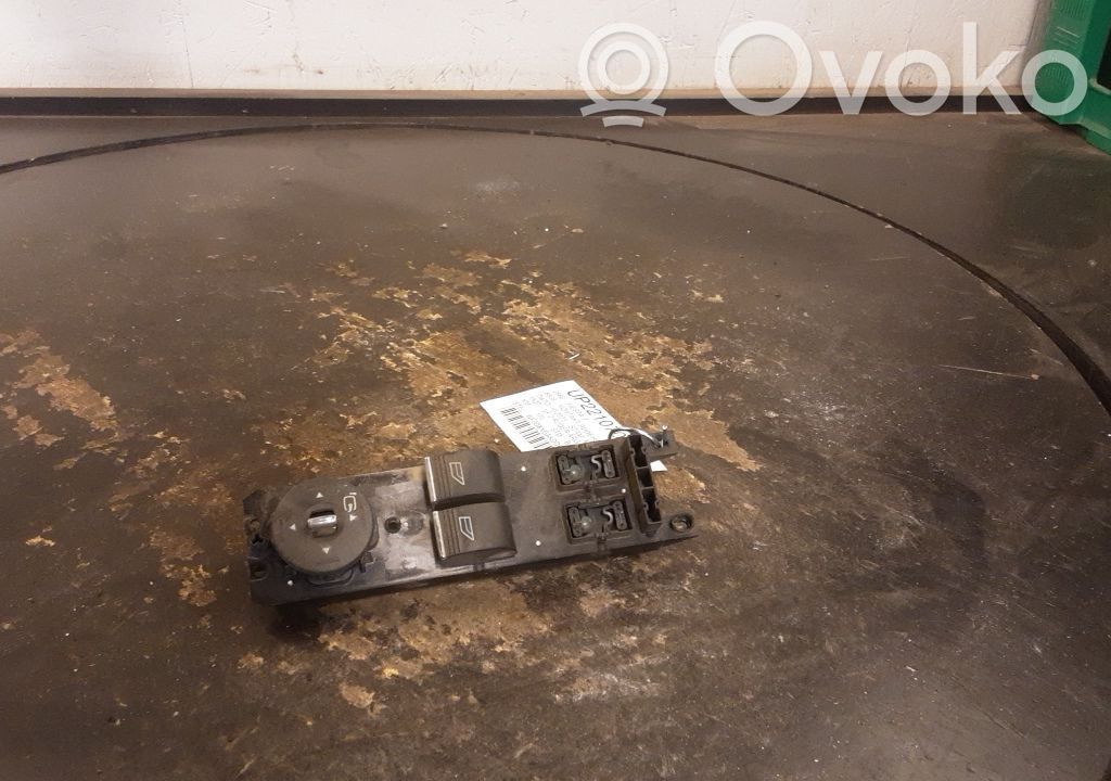 Ford Fiesta Interrupteur commade lève-vitre 