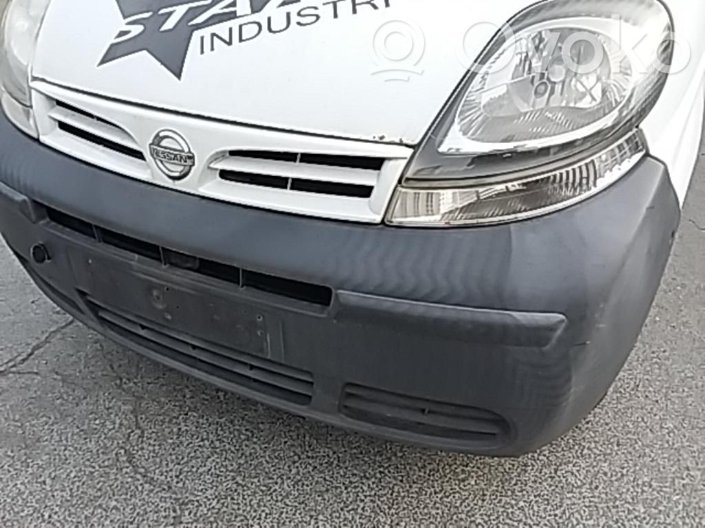 Nissan Primastar Parachoques delantero 
