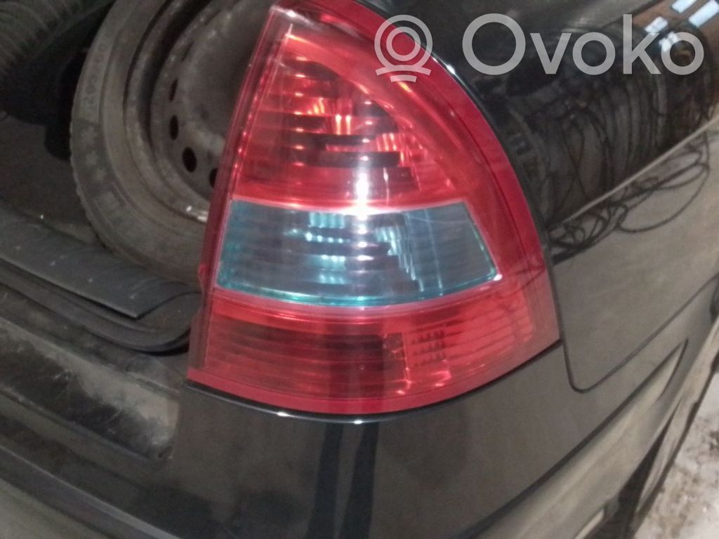 Rear/tail lights
