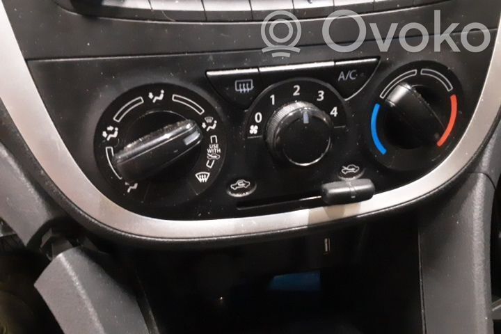 Suzuki Celerio Climate control unit 