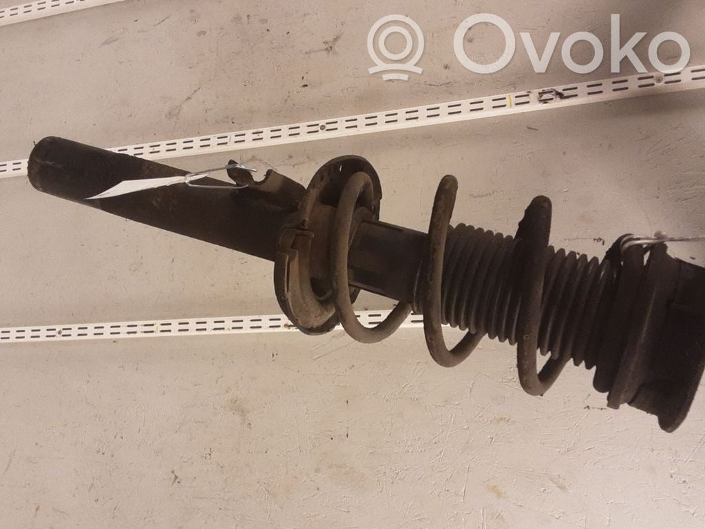 Seat Ateca Front shock absorber with coil spring 
