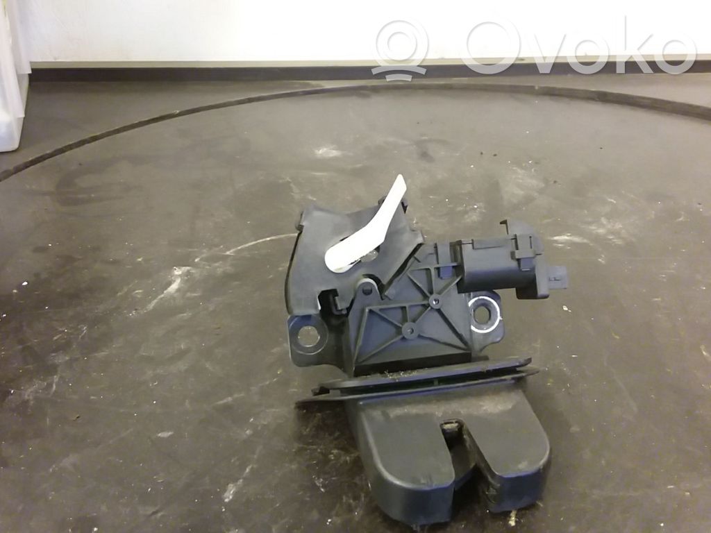 Central locking motor   8P4827505B