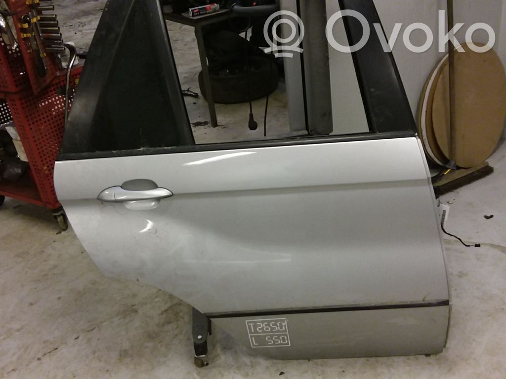 Rear door   41528256828