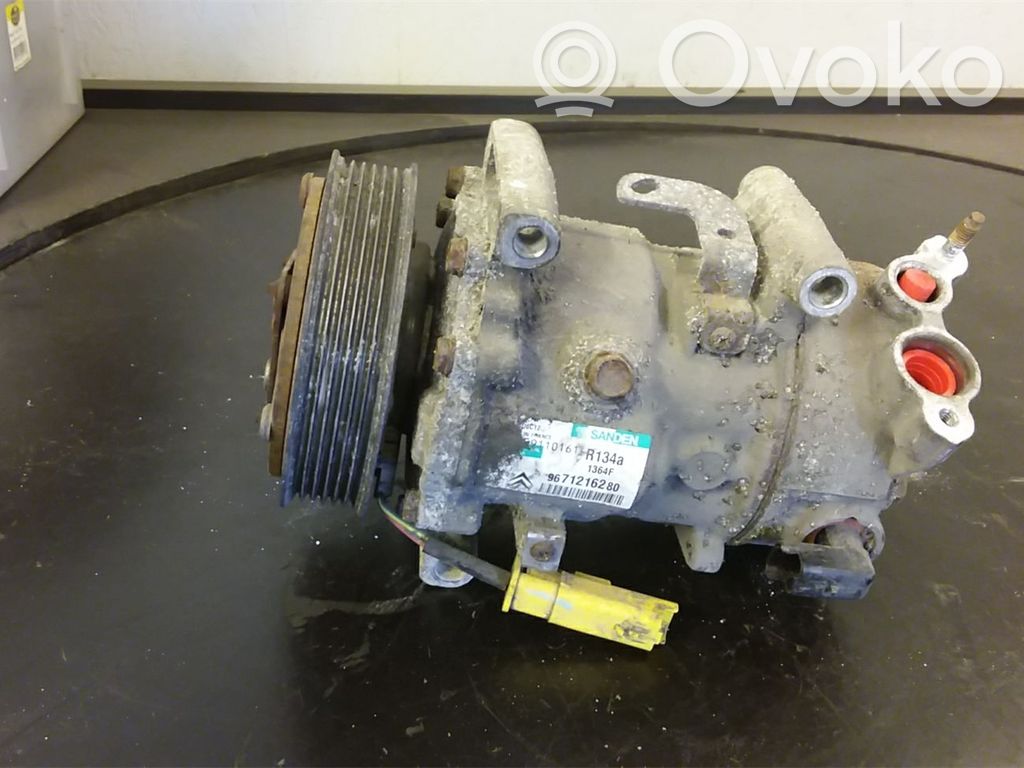 Air conditioning (A/C) compressor (pump)