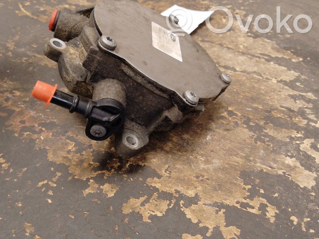 Vacuum pump   GK2Q2A451AC