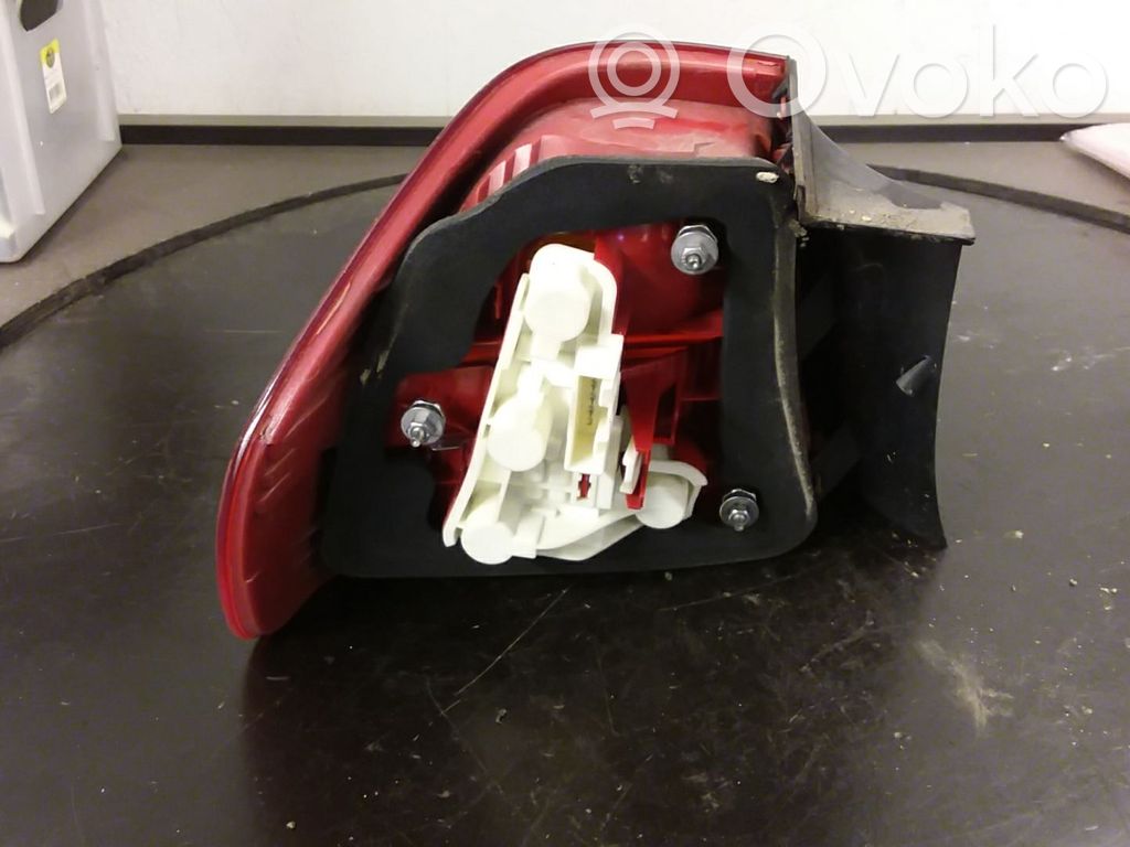 Rear/tail lights   63216937458