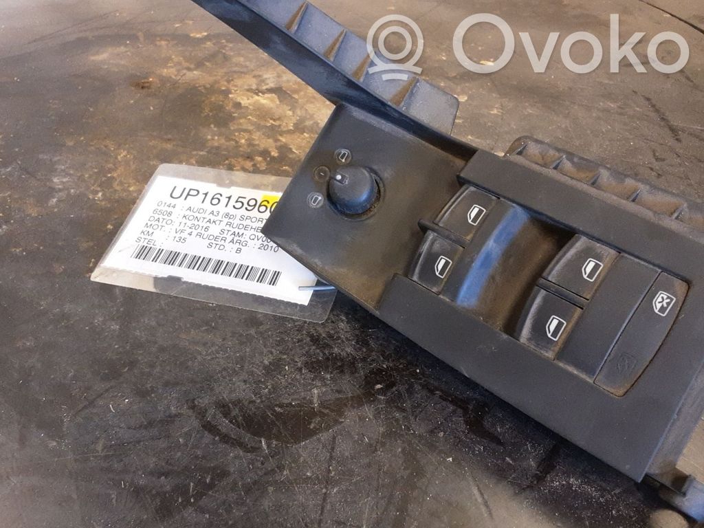 Audi A3 S3 A3 Sportback 8P Electric window control switch 