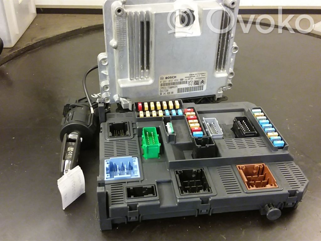 Peugeot 208 I BSM Control unit 