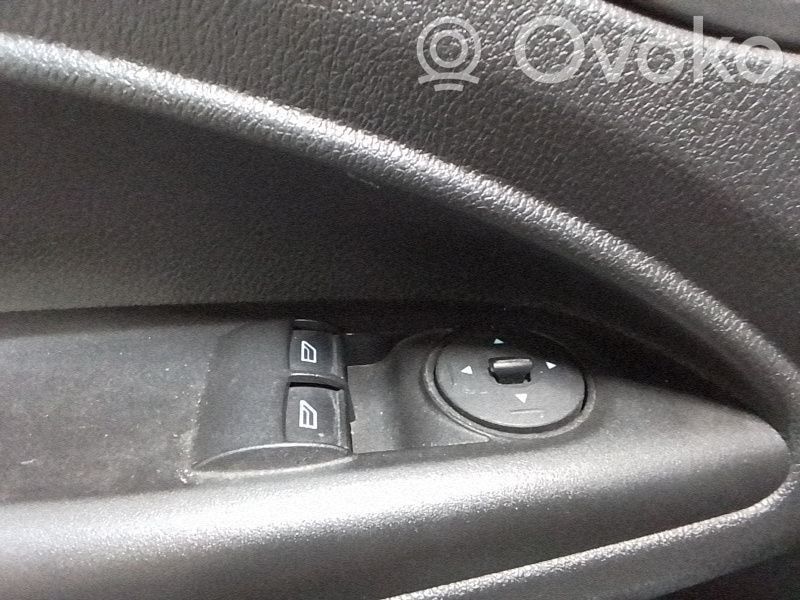 Electric window control switch   2120871