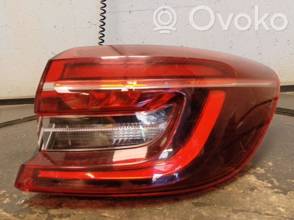Rear/tail lights   265509761R