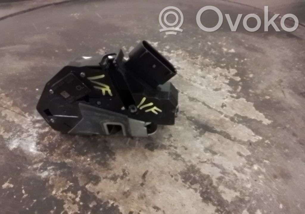 Central locking motor   EM2AU21813AD