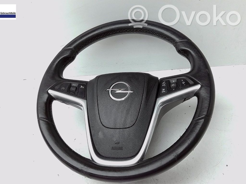 Stūre   22988674,13316547