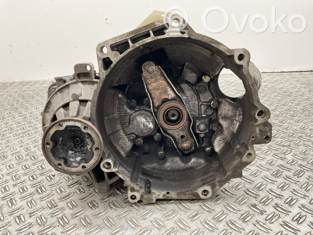 Volkswagen Golf V Manualna 6-biegowa skrzynia biegów 
