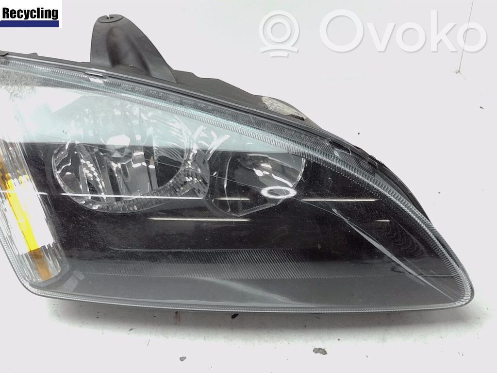 Ford Focus Headlight/headlamp 