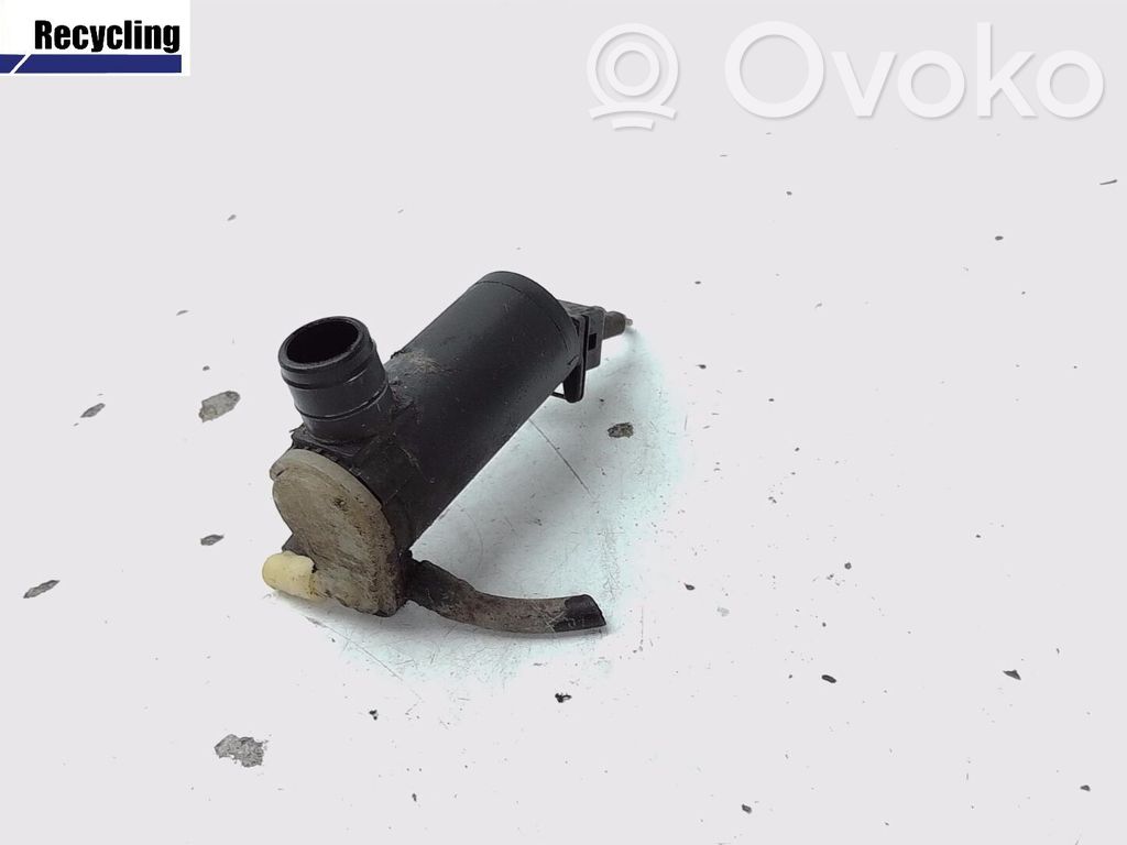 Windscreen/windshield washer pump   DD1067482