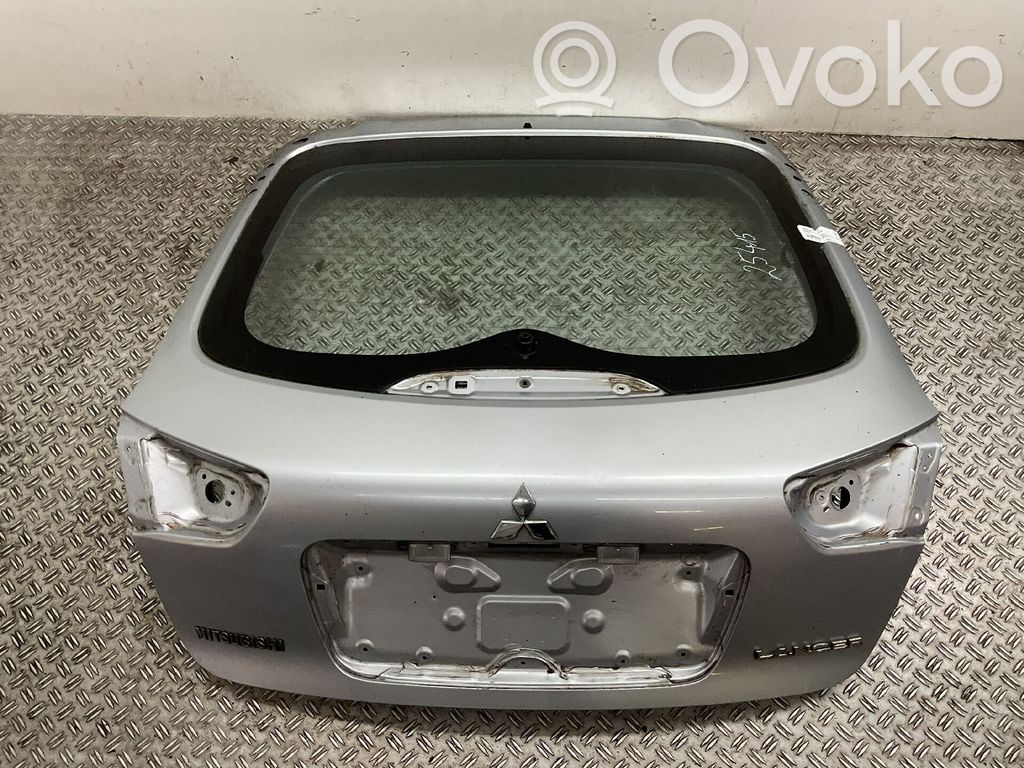 Mitsubishi Lancer VIII Tylna klapa bagażnika 