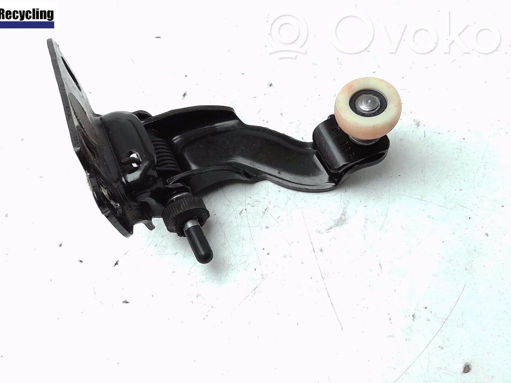 Ford B-MAX Sliding door upper roller guide/hinge 