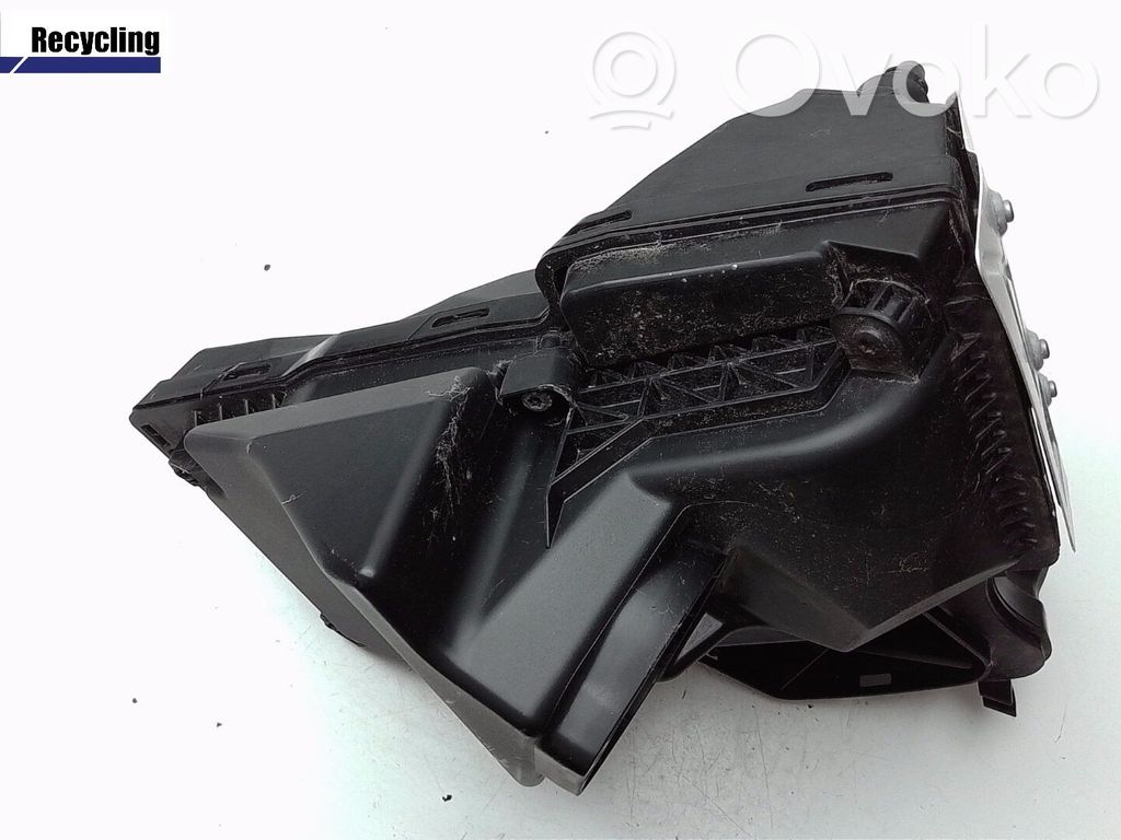 Audi A5 8T 8F Obudowa filtra powietrza 