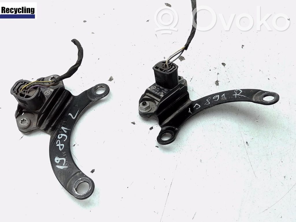 Volkswagen PASSAT B6 Airbagsensor Crashsensor Drucksensor 