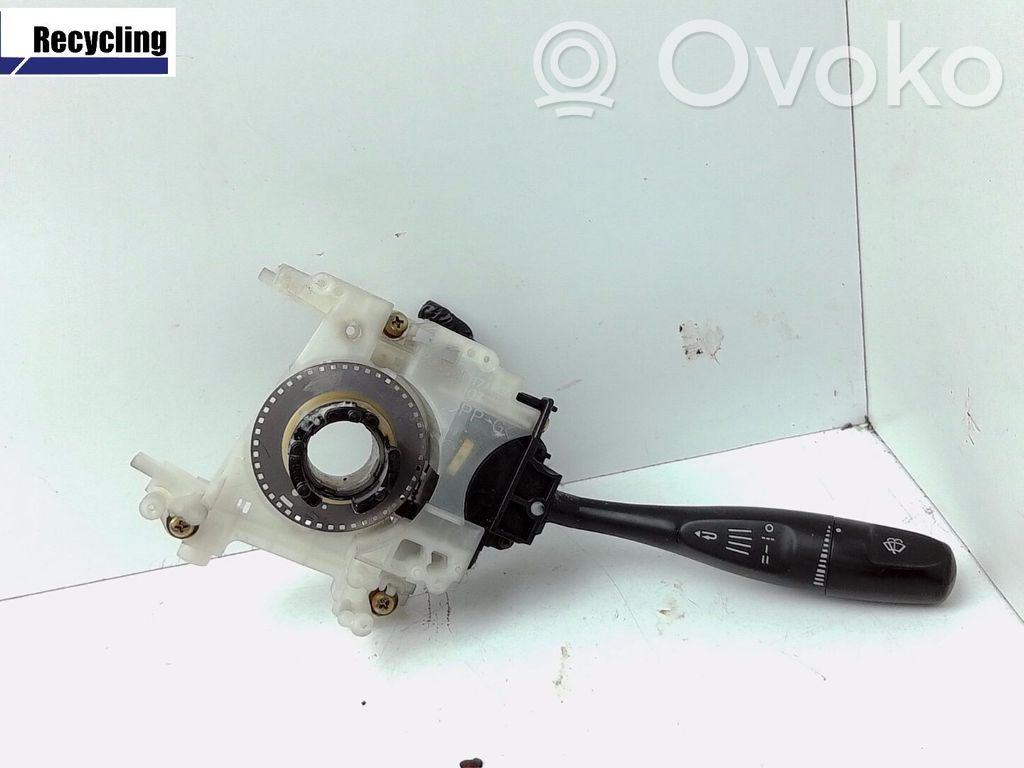 Mitsubishi Space Runner Indicator stalk 