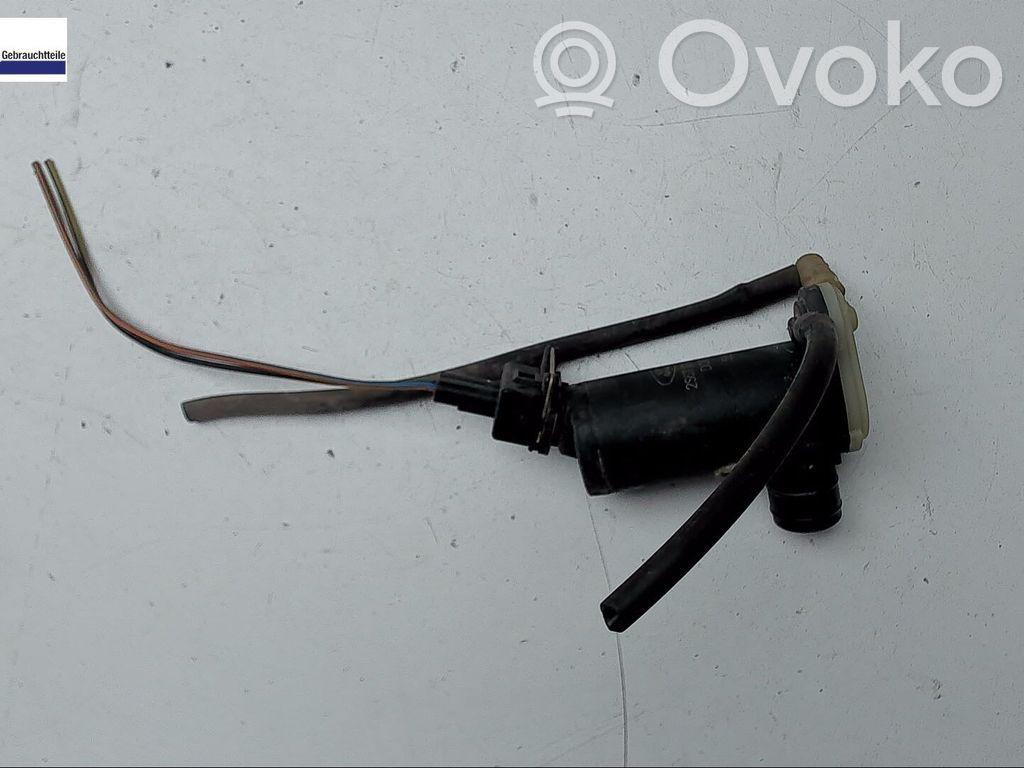 Windscreen/windshield washer pump   DD1067482
