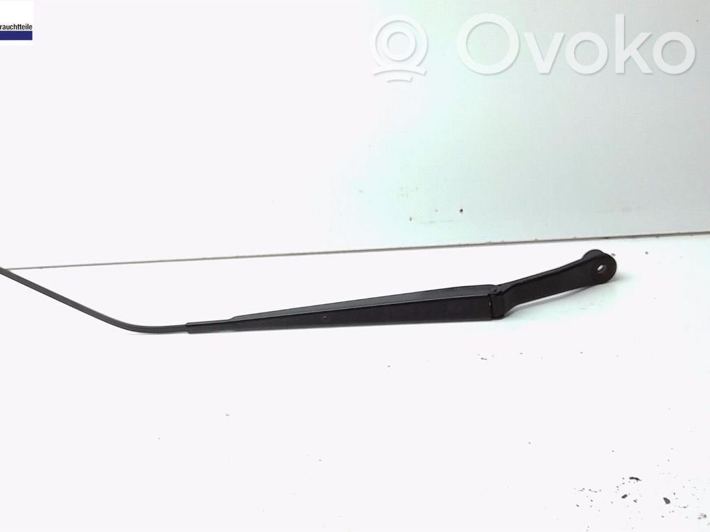 Mazda 2 Front wiper blade arm 