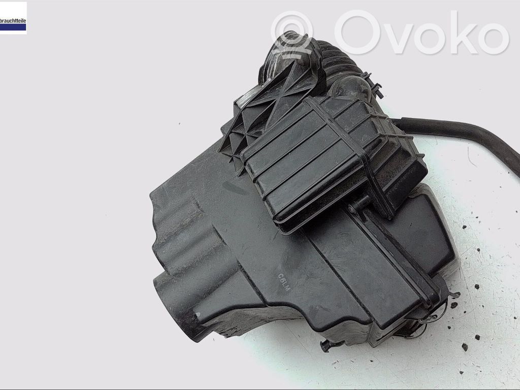 Mazda 5 Air filter box 